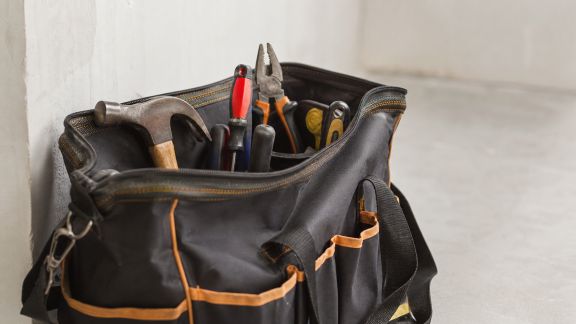 Comment transporter facilement ses outils : solutions et conseils